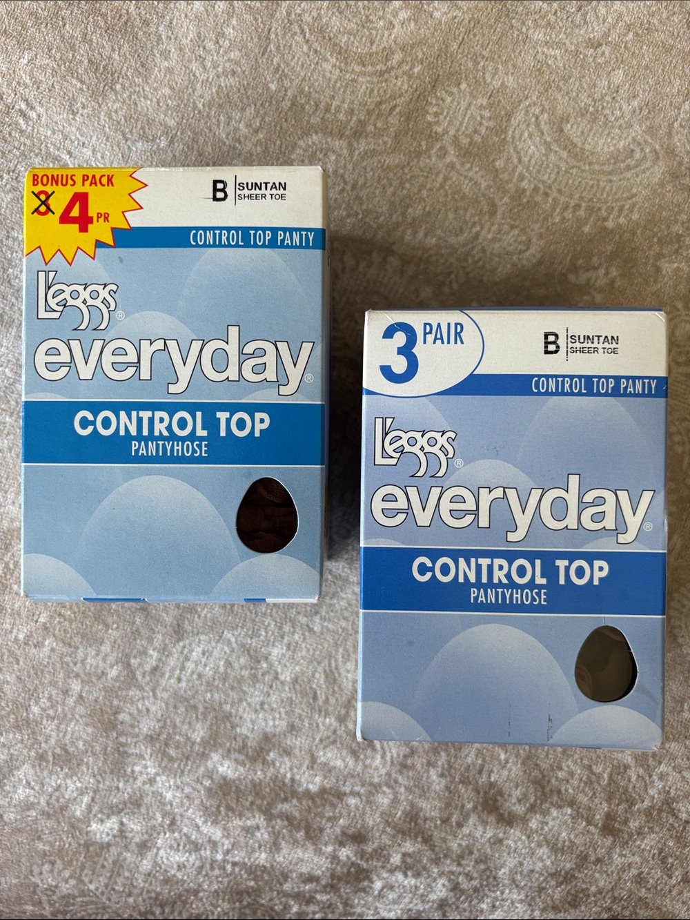 7 Pairs Leggs Everyday Control Top Pantyhose Suntan Sheer Toe Size B Vintage